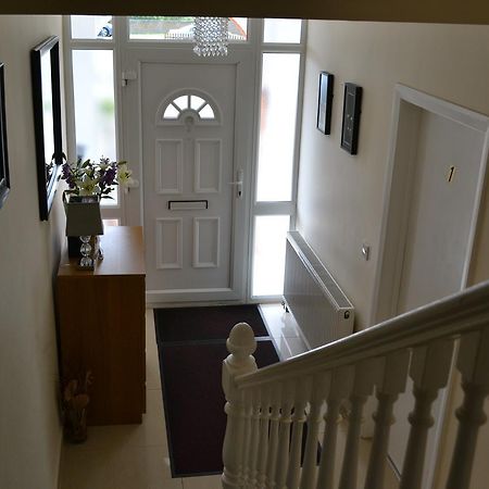 Annie'S Guest House Farnborough  Exterior foto