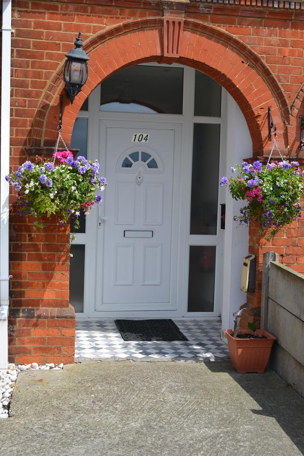 Annie'S Guest House Farnborough  Exterior foto